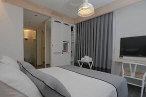 Avalon Boutique Hotel & Suites