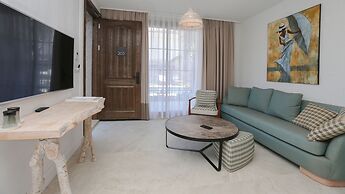 Avalon Boutique Hotel & Suites