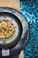 Avalon Boutique Hotel & Suites