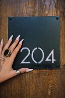 Avalon Boutique Hotel & Suites