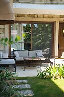 Avalon Boutique Hotel & Suites