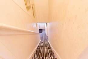 HOLIDAY HOME OF THE MONTH Finchley Sleeps 4