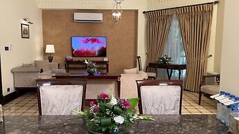 Heritage Luxury Suites- ALL Suite Hotel