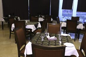 Javson Airport Hotel