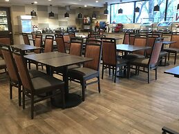 Ramada by Wyndham Bronx Terminal