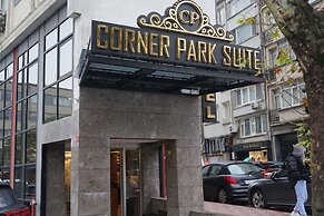 Corner Park Suites
