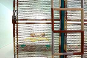 Kabin Kapsul Kayu Jati V Jakarta - Male Only - Hostel