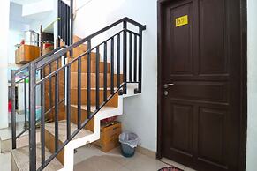 Kabin Kapsul Kayu Jati V Jakarta - Male Only - Hostel