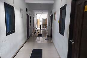 Kabin Kapsul Kayu Jati V Jakarta - Male Only - Hostel