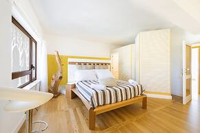 Luiselle Charming Accommodation Sorrento