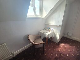 Dove Court Mini Lodge