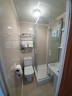 Dove Court Mini Lodge
