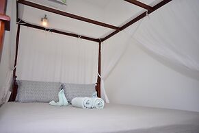 Thambili cabanas