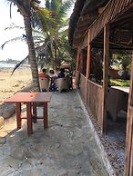 Coconut Pointe Villa & Beach Resort