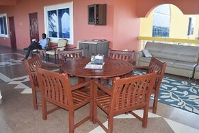 Coconut Pointe Villa & Beach Resort