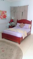 Coconut Pointe Villa & Beach Resort