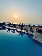 Coconut Pointe Villa & Beach Resort