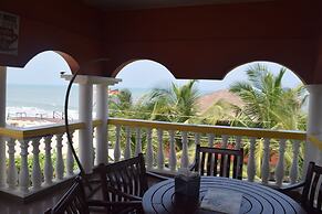 Coconut Pointe Villa & Beach Resort