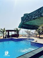 Coconut Pointe Villa & Beach Resort