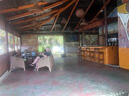Coconut Pointe Villa & Beach Resort
