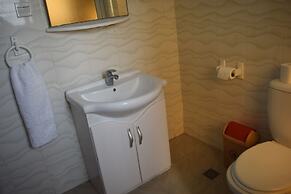 Coconut Pointe Villa & Beach Resort