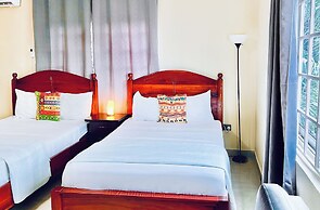 Coconut Pointe Villa & Beach Resort