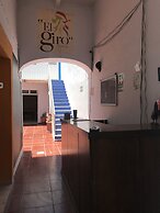 El Giro Hostal - Hostel