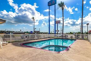 Studio 6 Corpus Christi, TX - North