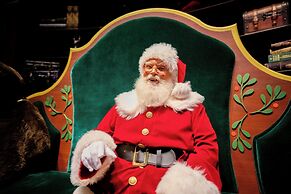 Gaylord Rockies Resort & Convention Center