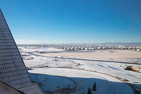 Gaylord Rockies Resort & Convention Center