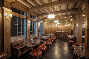 Gaylord Rockies Resort & Convention Center