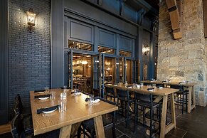 Gaylord Rockies Resort & Convention Center