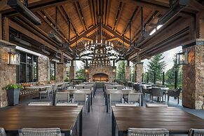 Gaylord Rockies Resort & Convention Center