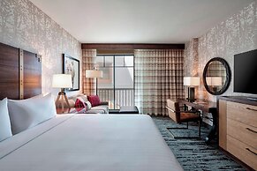 Gaylord Rockies Resort & Convention Center