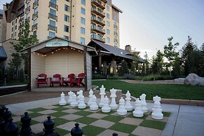 Gaylord Rockies Resort & Convention Center