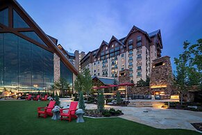Gaylord Rockies Resort & Convention Center