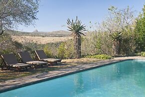 Fugitives' Drift Lodge