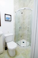 2 Bedrooma Apartment near Kensington Market - Unit 1