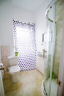 1 Bedroom Apartment near Kensington Market - Unit 4