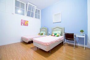 1 Bedroom Apartment near Kensington Market - Unit 4