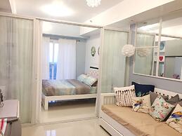 HomeStay at Wind Residences