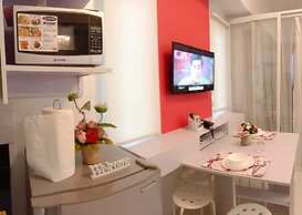 HomeStay at Wind Residences