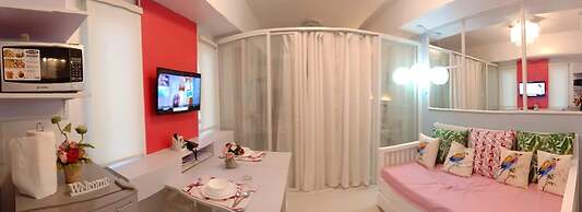 HomeStay at Wind Residences