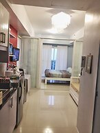 HomeStay at Wind Residences