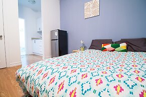 2 Bedroom Apartment near Kensington Market - Unit 9