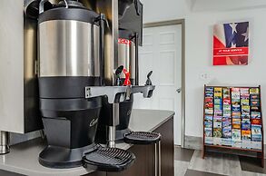 Studio 6 Fresno, CA - Extended Stay