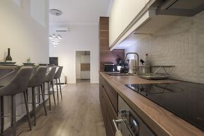 Pelicanstay next to Budapest Basillica