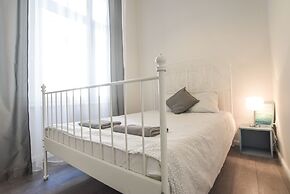 Pelicanstay next to Budapest Basillica