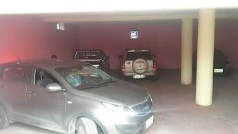 J&E hotel