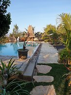 Mario Hotel and Cafe